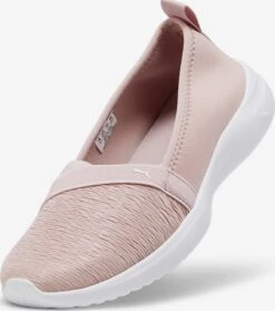 Puma Slip-on Sneakers Slip-on Adelina Dames Roze -Kledingwinkel 06fd73ed86989a8c1e2cc86904a58192