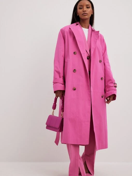 NA-KD Trenchcoats Tussenmantel Dames Pink -Kledingwinkel 38094fce19894cd89b9c748214762ba7 scaled