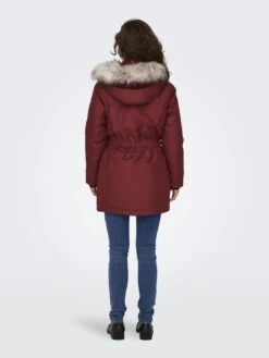 ONLY Parkas Winterparka Dames Rood -Kledingwinkel 3a884700c4a652cbb5f2072b465747a0