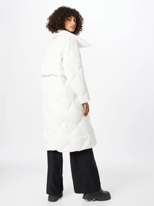 Calvin Klein Wintermantels Wintermantel Dames Ecru -Kledingwinkel 8f99aa525b24a3f9736272178fd52dc5 scaled