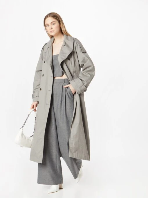 WEEKDAY Trenchcoats Tussenmantel Zenni Dames Stone Grey -Kledingwinkel 98f8c105a92ed77457a3a2d80b14cbd5 scaled