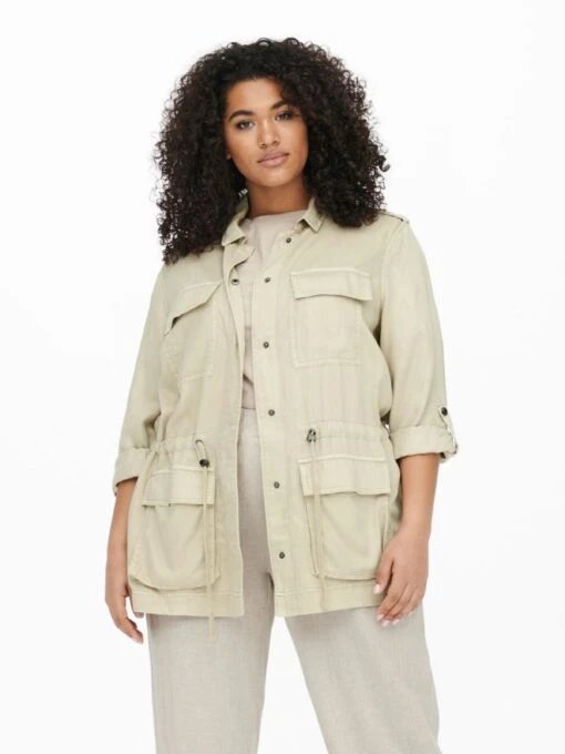 ONLY CARMAKOMA Tussenjassen Tussenjas Curvy Utility Dames Beige -Kledingwinkel a3170f5a4fd605cf6c16a824e7858631 scaled