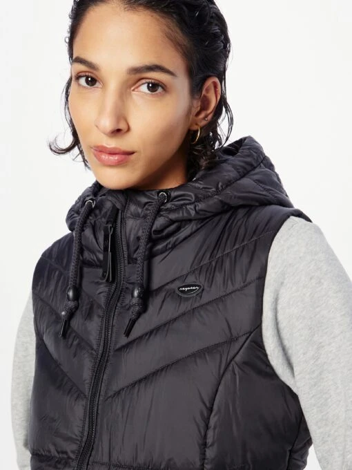 Ragwear Bodywarmers Bodywarmer LUCINDA Dames Zwart -Kledingwinkel d3c58f80993bb320b7f6e4a2295c074d scaled