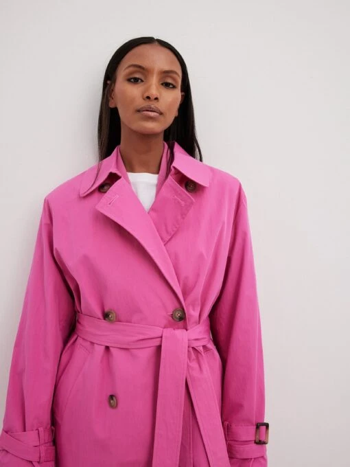 NA-KD Trenchcoats Tussenmantel Dames Pink -Kledingwinkel dc4003c610a441d55f874a4f421c4365 scaled